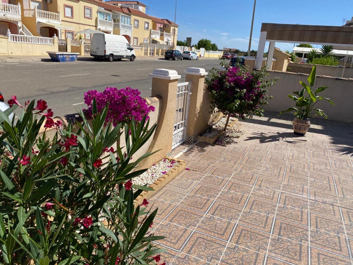 Villa Del Mar Ориуэла Экстерьер фото